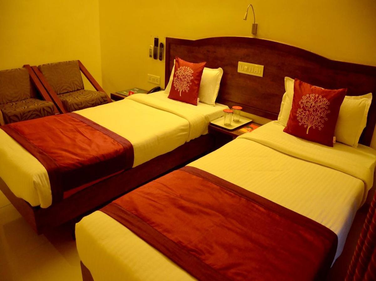 Hotel Ashiyana Pune Exterior foto